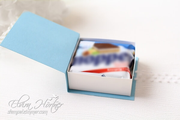 Verpackung für eine Haselnuss-Schnitte in Babyblau-Stampin Up-Österreich-Blog-Stempelzimmer