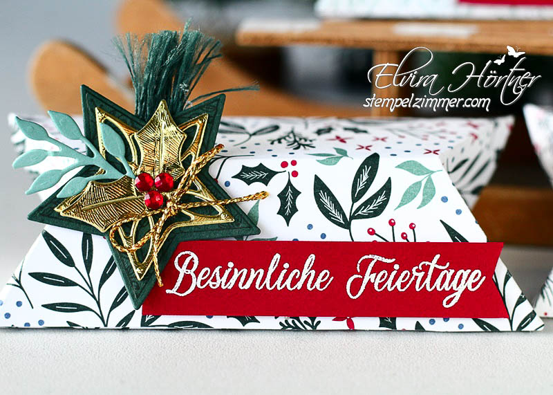 Square Pillowbox  dekoriert mit dem Produktpaket Weihnachtliche Zierde von Stampin' Up!